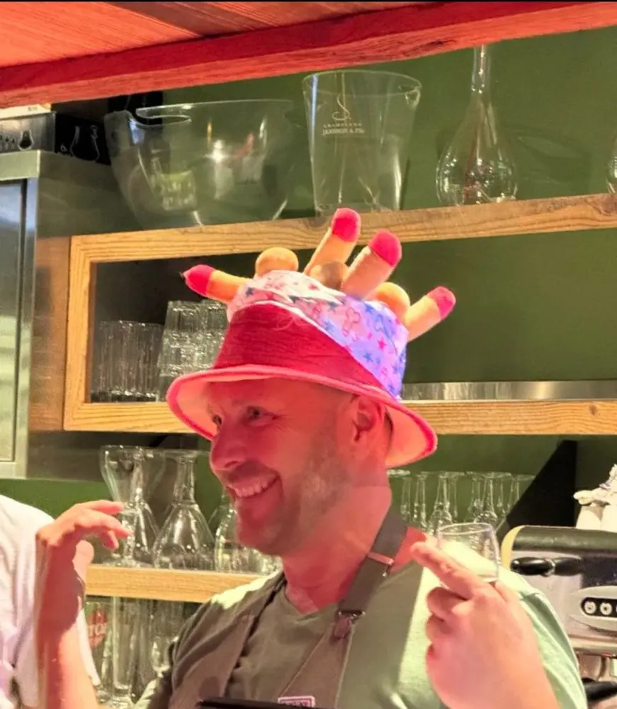 chef du restaurant les ZInZIns